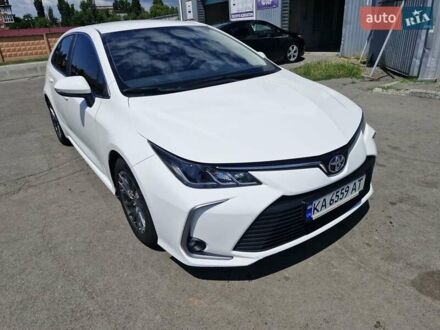 Белый Тойота Королла, объемом двигателя 1.6 л и пробегом 49 тыс. км за 18950 $, фото 1 на Automoto.ua