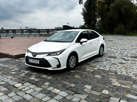 Тойота Королла 2020 у Києві на Automoto.ua Білий Тойота Королла, об'ємом двигуна 1.6 л та пробігом 54 тис. км за 16999 $, фото 1 на Automoto.ua