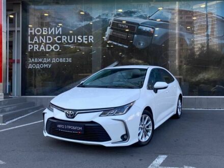 Белый Тойота Королла, объемом двигателя 1.6 л и пробегом 82 тыс. км за 18409 $, фото 1 на Automoto.ua