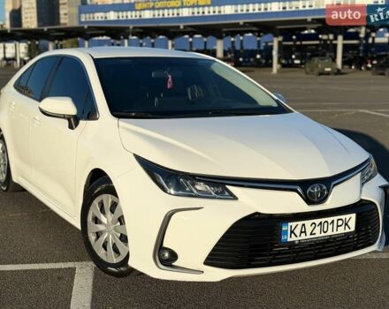 Белый Тойота Королла, объемом двигателя 1.6 л и пробегом 157 тыс. км за 15800 $, фото 1 на Automoto.ua