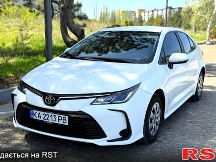 Тойота Королла 2021 в Днепре (Днепропетровске) на Automoto.ua Белый Тойота Королла, объемом двигателя 1.6 л и пробегом 71 тыс. км за 15000 $, фото 1 на Automoto.ua