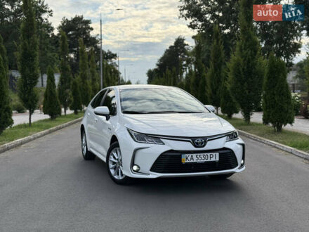 Тойота Королла 2021 у Києві на Automoto.ua Білий Тойота Королла, об'ємом двигуна 1.8 л та пробігом 49 тис. км за 24500 $, фото 1 на Automoto.ua