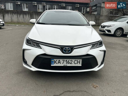 Тойота Королла 2021 в Киеве на Automoto.ua Белый Тойота Королла, объемом двигателя 1.8 л и пробегом 150 тыс. км за 22950 $, фото 1 на Automoto.ua