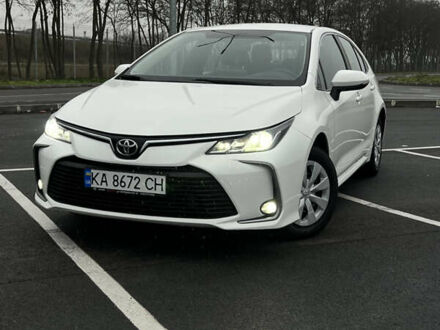 Білий Тойота Королла, об'ємом двигуна 1.6 л та пробігом 107 тис. км за 16500 $, фото 1 на Automoto.ua