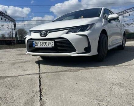 Білий Тойота Королла, об'ємом двигуна 1.6 л та пробігом 58 тис. км за 17500 $, фото 1 на Automoto.ua