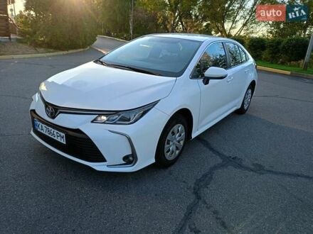 Тойота Королла 2021 в Киеве на Automoto.ua Белый Тойота Королла, объемом двигателя 1.6 л и пробегом 103 тыс. км за 16900 $, фото 1 на Automoto.ua