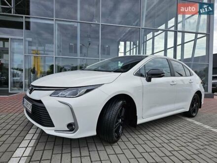 Тойота Королла 2022 у Львові на Automoto.ua Білий Тойота Королла, об'ємом двигуна 1.6 л та пробігом 28 тис. км за 21800 $, фото 1 на Automoto.ua