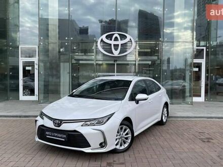 Тойота Королла 2022 в Киеве на Automoto.ua Белый Тойота Королла, объемом двигателя 1.6 л и пробегом 5 тыс. км за 25912 $, фото 1 на Automoto.ua