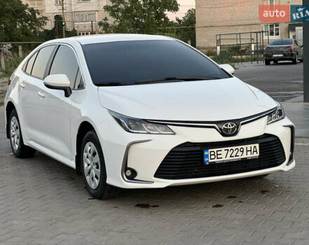Белый Тойота Королла, объемом двигателя 1.6 л и пробегом 52 тыс. км за 18000 $, фото 1 на Automoto.ua