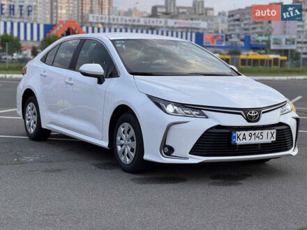 Тойота Королла 2022 в Киеве на Automoto.ua Белый Тойота Королла, объемом двигателя 1.6 л и пробегом 62 тыс. км за 20700 $, фото 1 на Automoto.ua