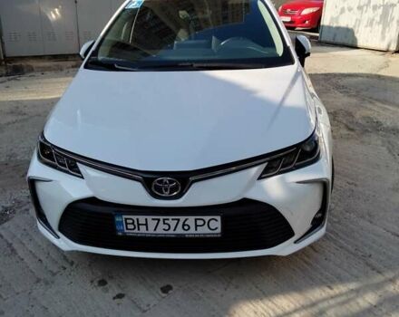 Білий Тойота Королла, об'ємом двигуна 1.59 л та пробігом 65 тис. км за 21750 $, фото 1 на Automoto.ua