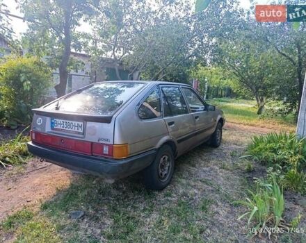 Бежевий Тойота Королла, об'ємом двигуна 1.3 л та пробігом 300 тис. км за 1500 $, фото 3 на Automoto.ua