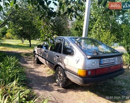 Бежевий Тойота Королла, об'ємом двигуна 1.3 л та пробігом 300 тис. км за 1500 $, фото 1 на Automoto.ua