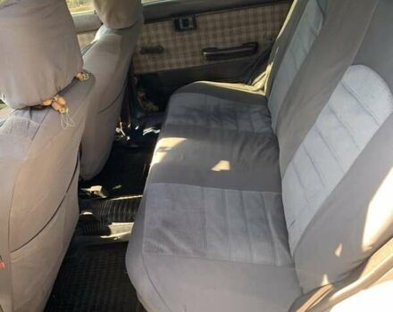 Бежевий Тойота Королла, об'ємом двигуна 1.3 л та пробігом 185 тис. км за 1500 $, фото 12 на Automoto.ua