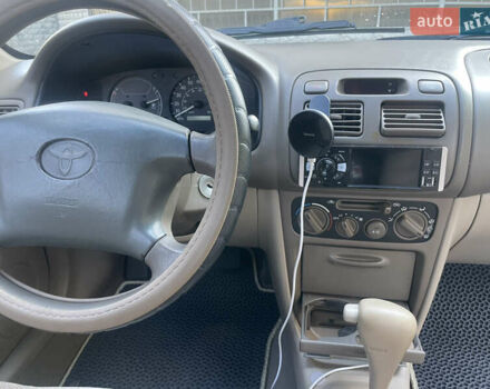 Бежевый Тойота Королла, объемом двигателя 1.8 л и пробегом 220 тыс. км за 4100 $, фото 14 на Automoto.ua