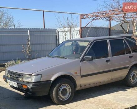 Бежевий Тойота Королла, об'ємом двигуна 1.3 л та пробігом 185 тис. км за 1500 $, фото 1 на Automoto.ua