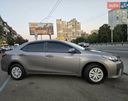 Бежевий Тойота Королла, об'ємом двигуна 1.33 л та пробігом 120 тис. км за 10000 $, фото 1 на Automoto.ua