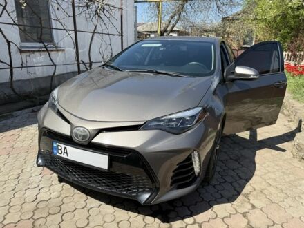 Тойота Королла 2017 в Кропивницком (Кировограде) на Automoto.ua Бежевый Тойота Королла, объемом двигателя 1.8 л и пробегом 101 тыс. км за 14500 $, фото 1 на Automoto.ua