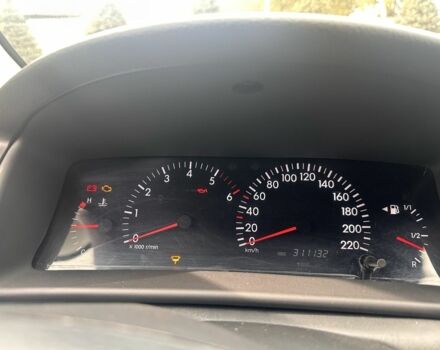 Чорний Тойота Королла, об'ємом двигуна 2 л та пробігом 311 тис. км за 3300 $, фото 4 на Automoto.ua