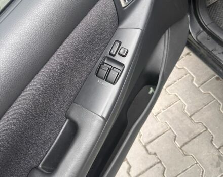 Чорний Тойота Королла, об'ємом двигуна 2 л та пробігом 311 тис. км за 3300 $, фото 6 на Automoto.ua