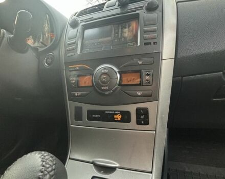 Чорний Тойота Королла, об'ємом двигуна 1.6 л та пробігом 278 тис. км за 6700 $, фото 3 на Automoto.ua