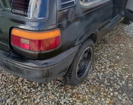 Черный Тойота Королла, объемом двигателя 1.3 л и пробегом 300 тыс. км за 800 $, фото 6 на Automoto.ua