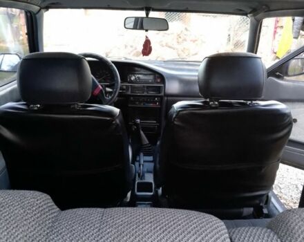 Черный Тойота Королла, объемом двигателя 1.3 л и пробегом 300 тыс. км за 800 $, фото 9 на Automoto.ua