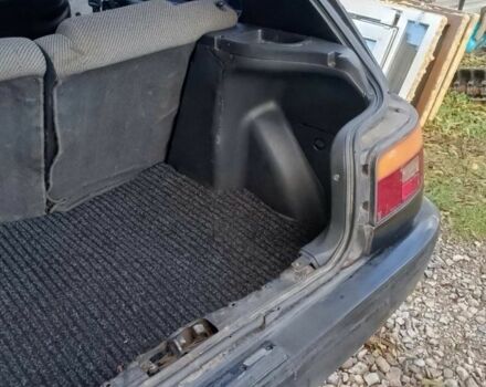 Черный Тойота Королла, объемом двигателя 1.3 л и пробегом 300 тыс. км за 800 $, фото 17 на Automoto.ua