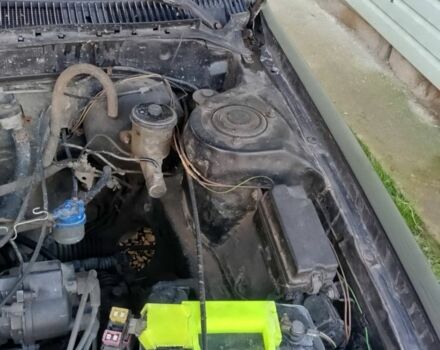 Черный Тойота Королла, объемом двигателя 1.3 л и пробегом 300 тыс. км за 800 $, фото 12 на Automoto.ua