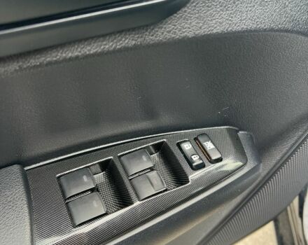 Чорний Тойота Королла, об'ємом двигуна 1.5 л та пробігом 44 тис. км за 14000 $, фото 15 на Automoto.ua