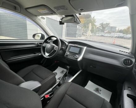 Чорний Тойота Королла, об'ємом двигуна 1.5 л та пробігом 44 тис. км за 14000 $, фото 23 на Automoto.ua