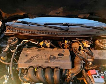 Черный Тойота Королла, объемом двигателя 1.8 л и пробегом 140 тыс. км за 5000 $, фото 7 на Automoto.ua