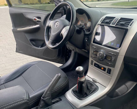 Чорний Тойота Королла, об'ємом двигуна 1.6 л та пробігом 138 тис. км за 8700 $, фото 16 на Automoto.ua