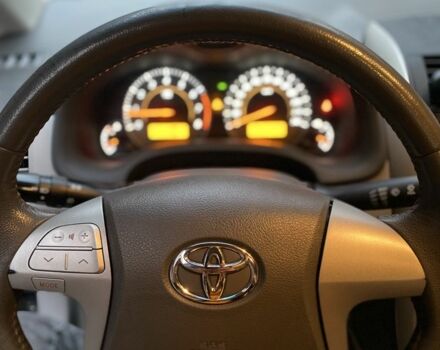 Чорний Тойота Королла, об'ємом двигуна 1.8 л та пробігом 204 тис. км за 5299 $, фото 12 на Automoto.ua