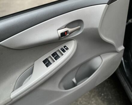 Чорний Тойота Королла, об'ємом двигуна 1.8 л та пробігом 204 тис. км за 5299 $, фото 15 на Automoto.ua