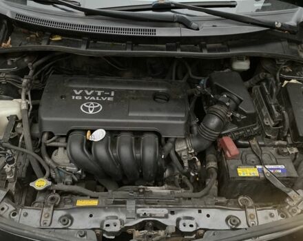 Черный Тойота Королла, объемом двигателя 1.8 л и пробегом 207 тыс. км за 5350 $, фото 13 на Automoto.ua