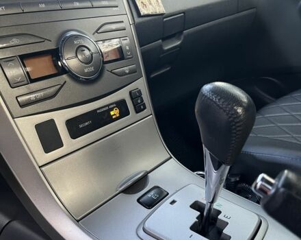 Чорний Тойота Королла, об'ємом двигуна 1.6 л та пробігом 290 тис. км за 5399 $, фото 16 на Automoto.ua