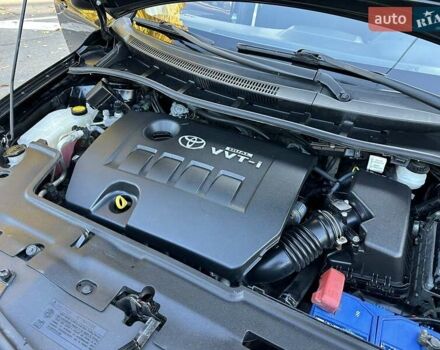 Чорний Тойота Королла, об'ємом двигуна 1.6 л та пробігом 193 тис. км за 5999 $, фото 6 на Automoto.ua