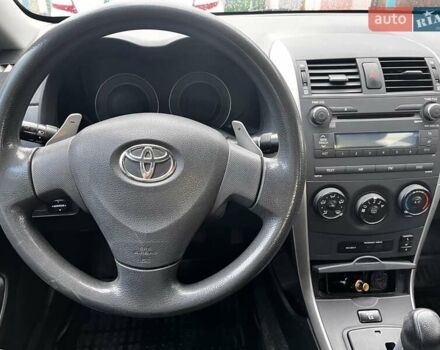 Черный Тойота Королла, объемом двигателя 1.59 л и пробегом 177 тыс. км за 7000 $, фото 8 на Automoto.ua