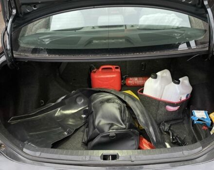 Чорний Тойота Королла, об'ємом двигуна 1.8 л та пробігом 204 тис. км за 5299 $, фото 16 на Automoto.ua