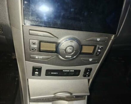 Чорний Тойота Королла, об'ємом двигуна 1.6 л та пробігом 207 тис. км за 6900 $, фото 10 на Automoto.ua