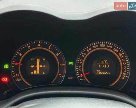 Чорний Тойота Королла, об'ємом двигуна 1.6 л та пробігом 316 тис. км за 7490 $, фото 14 на Automoto.ua