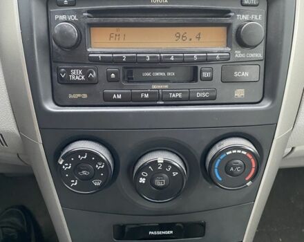 Черный Тойота Королла, объемом двигателя 1.8 л и пробегом 207 тыс. км за 5350 $, фото 10 на Automoto.ua