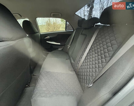 Черный Тойота Королла, объемом двигателя 1.6 л и пробегом 192 тыс. км за 6800 $, фото 19 на Automoto.ua