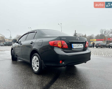 Черный Тойота Королла, объемом двигателя 1.6 л и пробегом 261 тыс. км за 7800 $, фото 4 на Automoto.ua