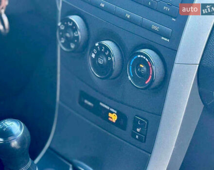 Чорний Тойота Королла, об'ємом двигуна 1.6 л та пробігом 230 тис. км за 5800 $, фото 15 на Automoto.ua