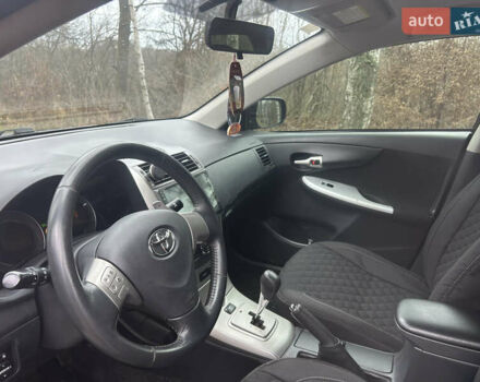 Черный Тойота Королла, объемом двигателя 1.6 л и пробегом 192 тыс. км за 6800 $, фото 18 на Automoto.ua