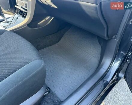 Чорний Тойота Королла, об'ємом двигуна 1.6 л та пробігом 193 тис. км за 5999 $, фото 7 на Automoto.ua