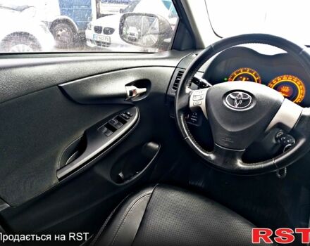 Черный Тойота Королла, объемом двигателя 1.6 л и пробегом 197 тыс. км за 7500 $, фото 6 на Automoto.ua