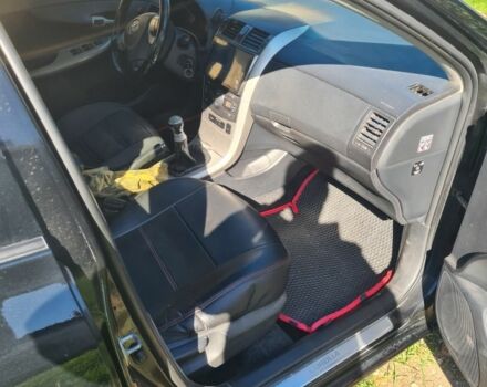 Чорний Тойота Королла, об'ємом двигуна 1.6 л та пробігом 303 тис. км за 6500 $, фото 6 на Automoto.ua